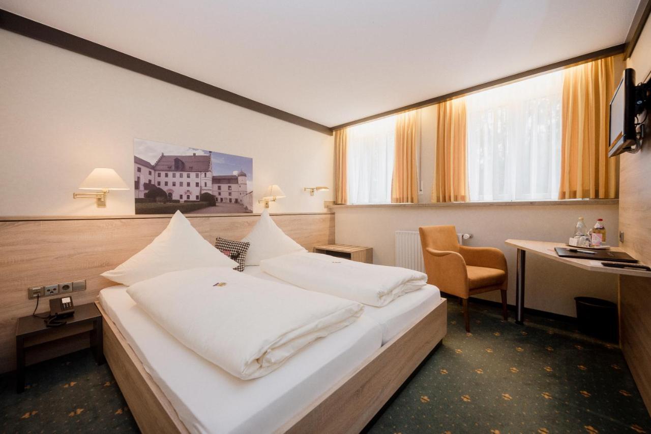 Hotel Am Schloss Illertissen Exteriér fotografie